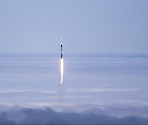 موشک ماهواره بر اسپیس ایکس